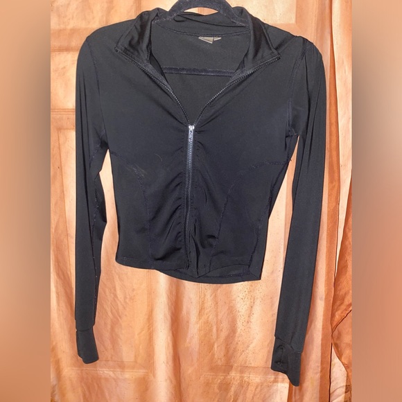 Woman’s Crop Jacket - Picture 3 of 4